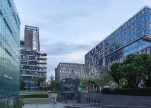 甘肃榆中：四网齐发抢修忙，灾后重建显成效