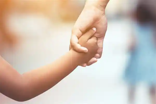 古菇顾:AI妙手为姓古姓顾的宝宝起名新创意