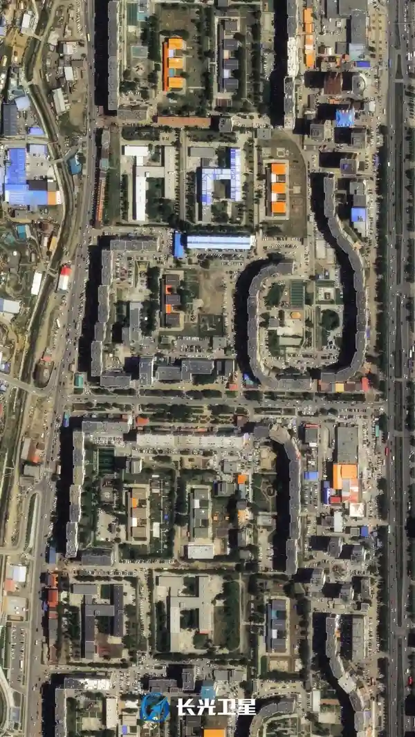 乌兰巴托奇观:卫星俯瞰下的城市割裂之谜