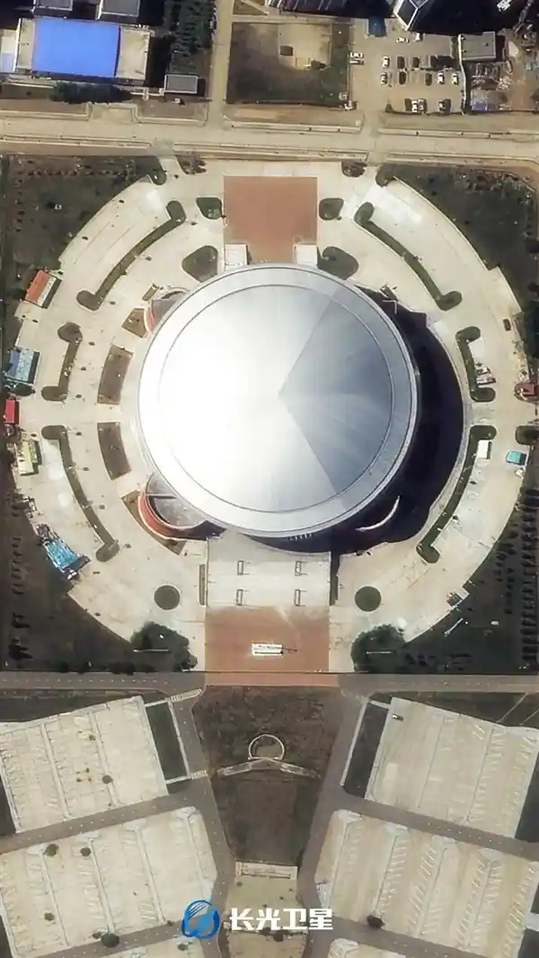 乌兰巴托奇观:卫星俯瞰下的城市割裂之谜