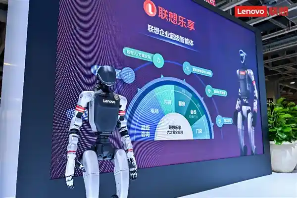 联想混合智能体矩阵引爆AIE 2025首秀：AI不再只是工具，而是会思考、能协同、可进化的创新生产力引擎