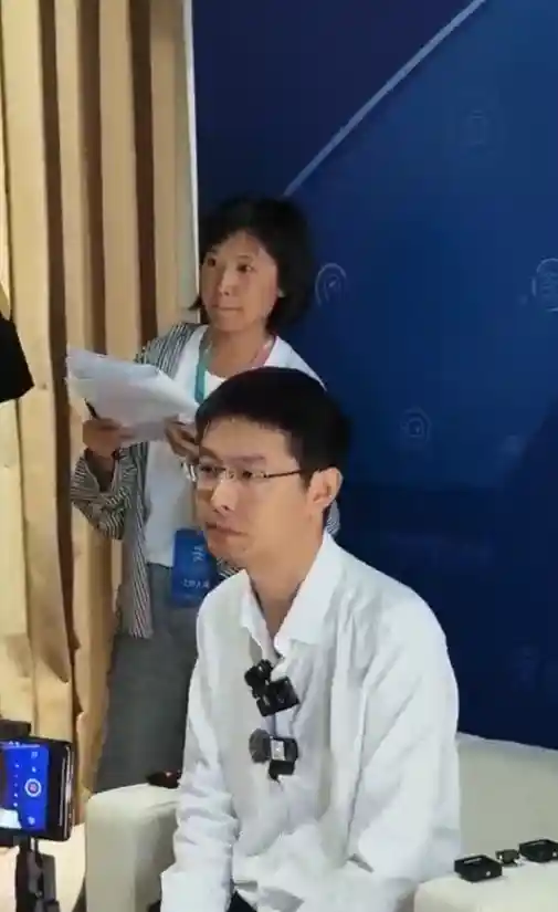 机器人界‘ChatGPT时刻’将至？宇树科技王兴兴：统一模型与架构迫在眉睫