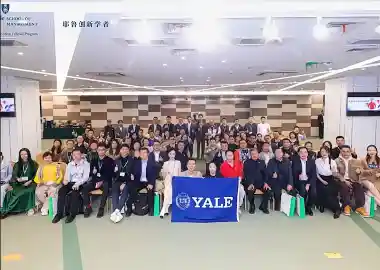 周鸿祎：AI 5分钟写代码，我却要看1小时？